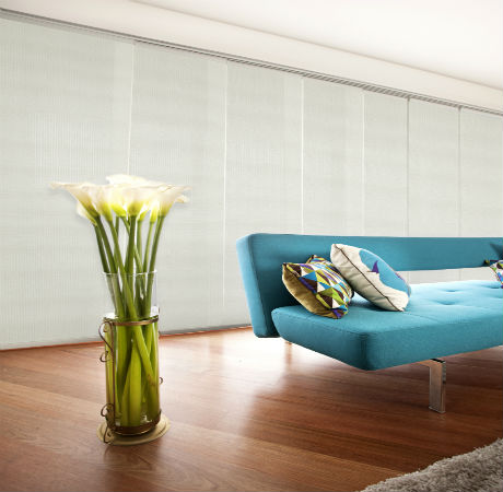 Nuestra nueva Cortina Panel Track color nieve moderniza tus espacios