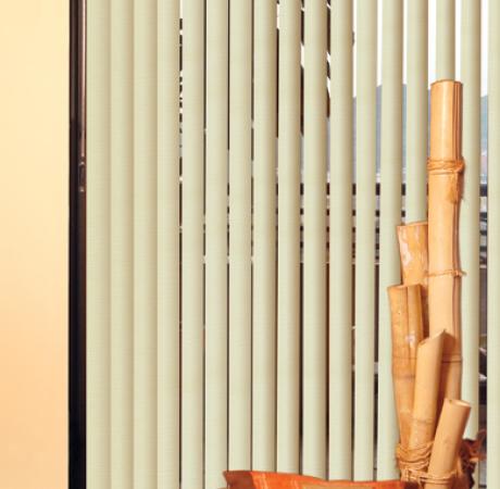 Conoce la versatilidad de la nueva Persiana Vertical de PVC